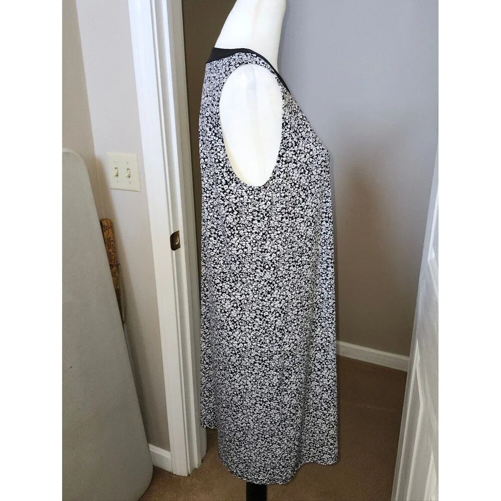 Michael Kors Black & White Floral Sleeveless Mini Dress, Lace Up Yoke, L